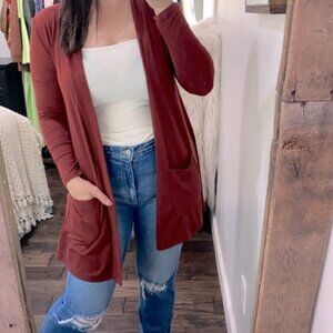 Zenana burgundy knit cardigan size small with pockets